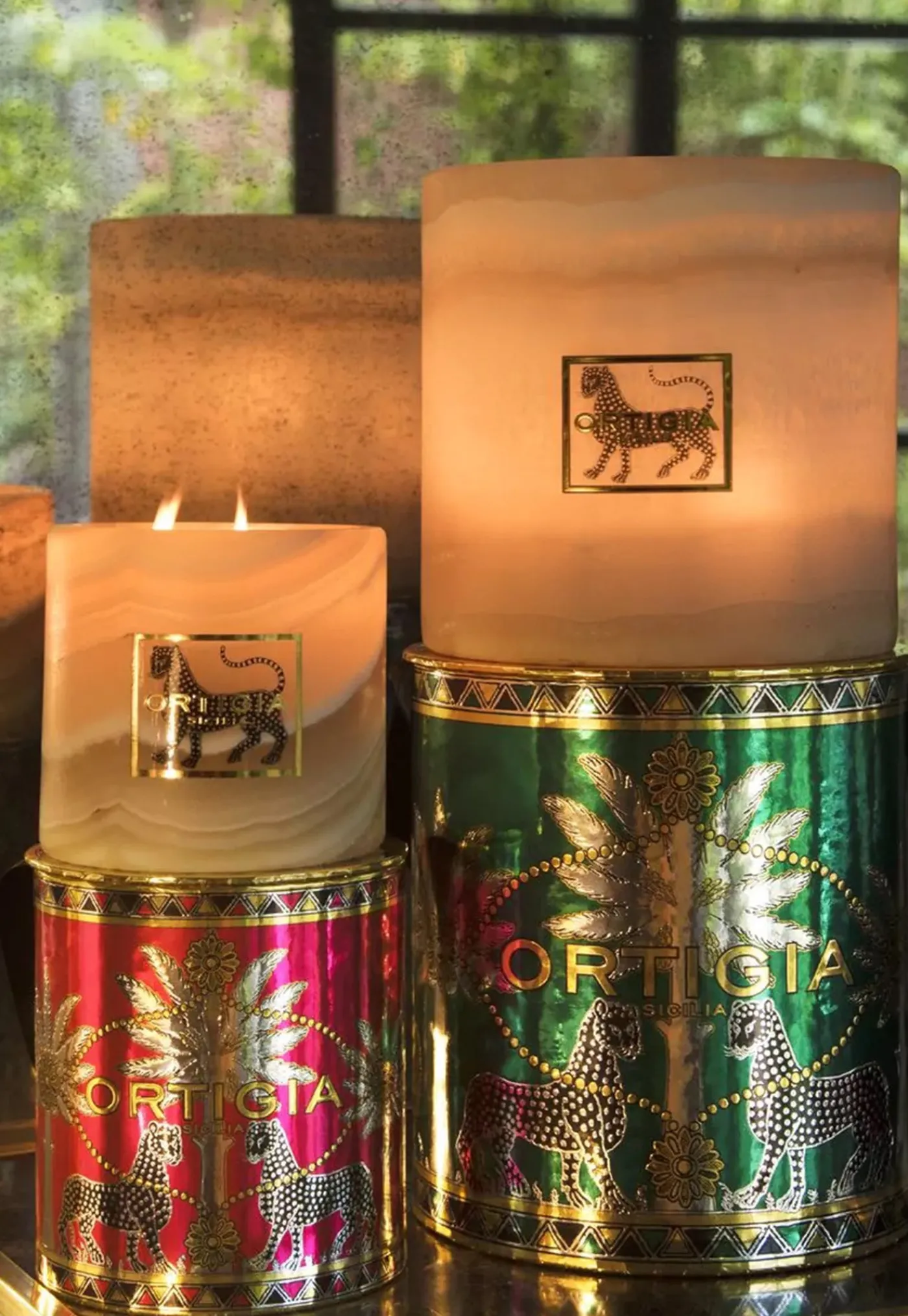 ambra_nera_candle_alabast_2.webp Outlet Ambra Nera Candle Alabaster Small Candles