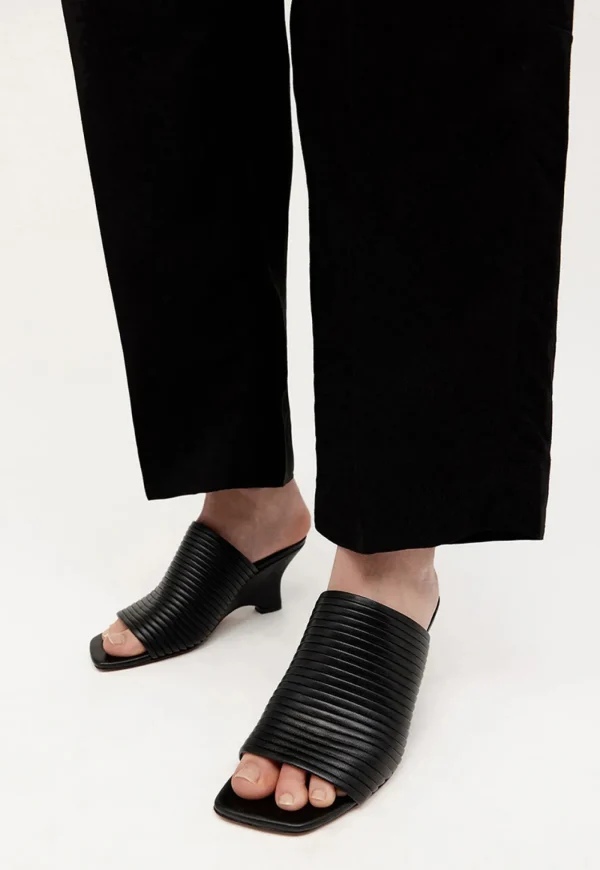 Hot Caballo Mule - Black Pleated Women Footwear | Heels