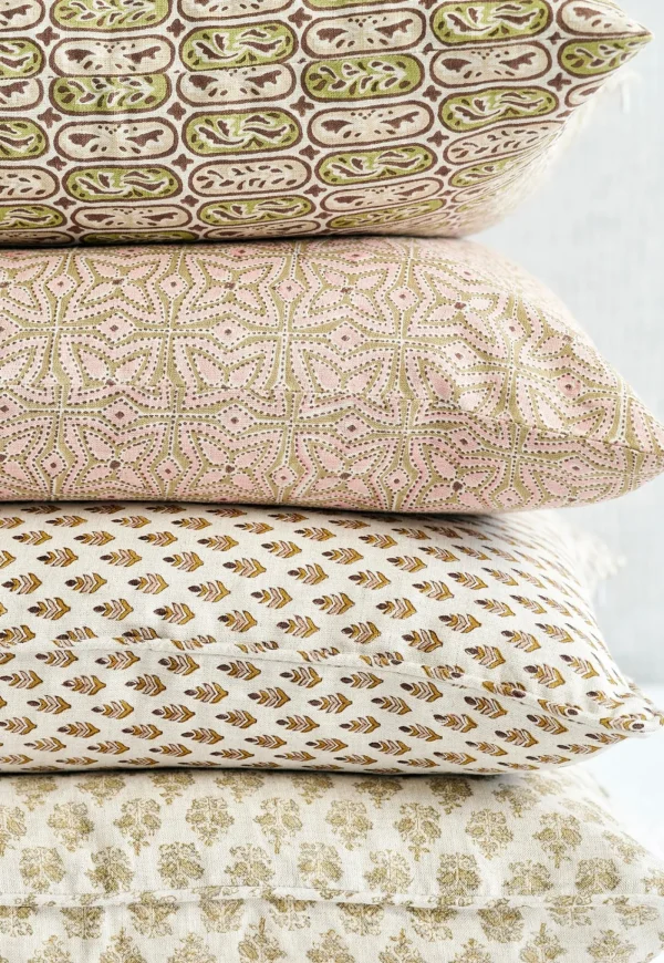 Online Carezza Shell Linen Cushion 50x50cm Cushions & Throws