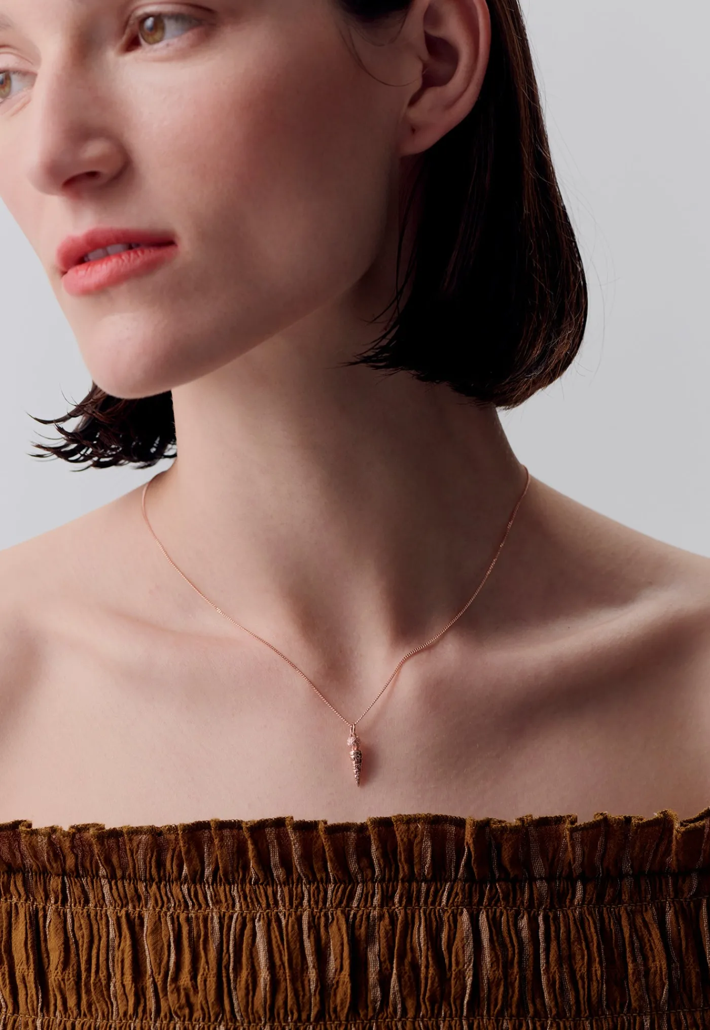 carrot_necklace_2.webp Hot Carrot Necklace Women Jewellery | Jewellery