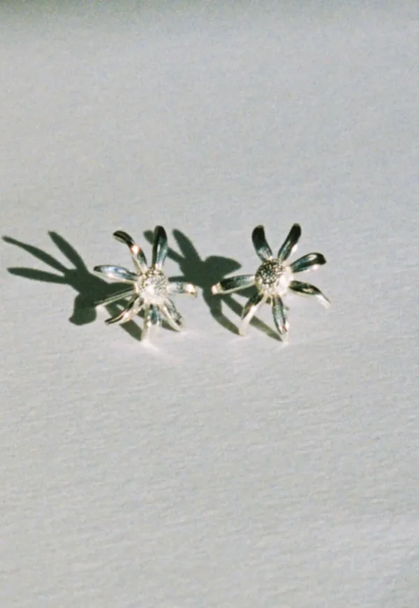 Clearance Daisy Stud Earrings Women Jewellery | Jewellery