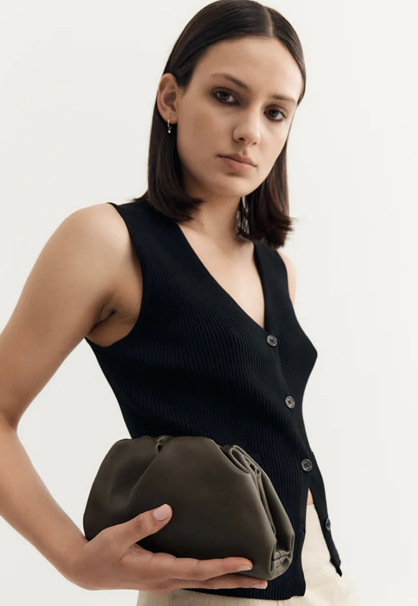 dumpling_bag__army_1.webp Outlet Dumpling Bag - Army Women Bags | Bags