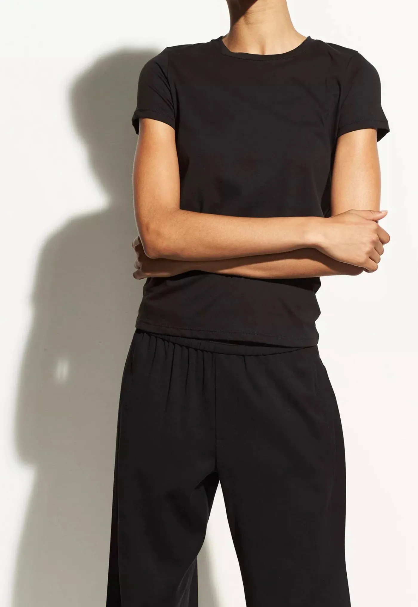 essential_crew__black_1.webp Discount Essential Crew - Black Women Tops & Tees