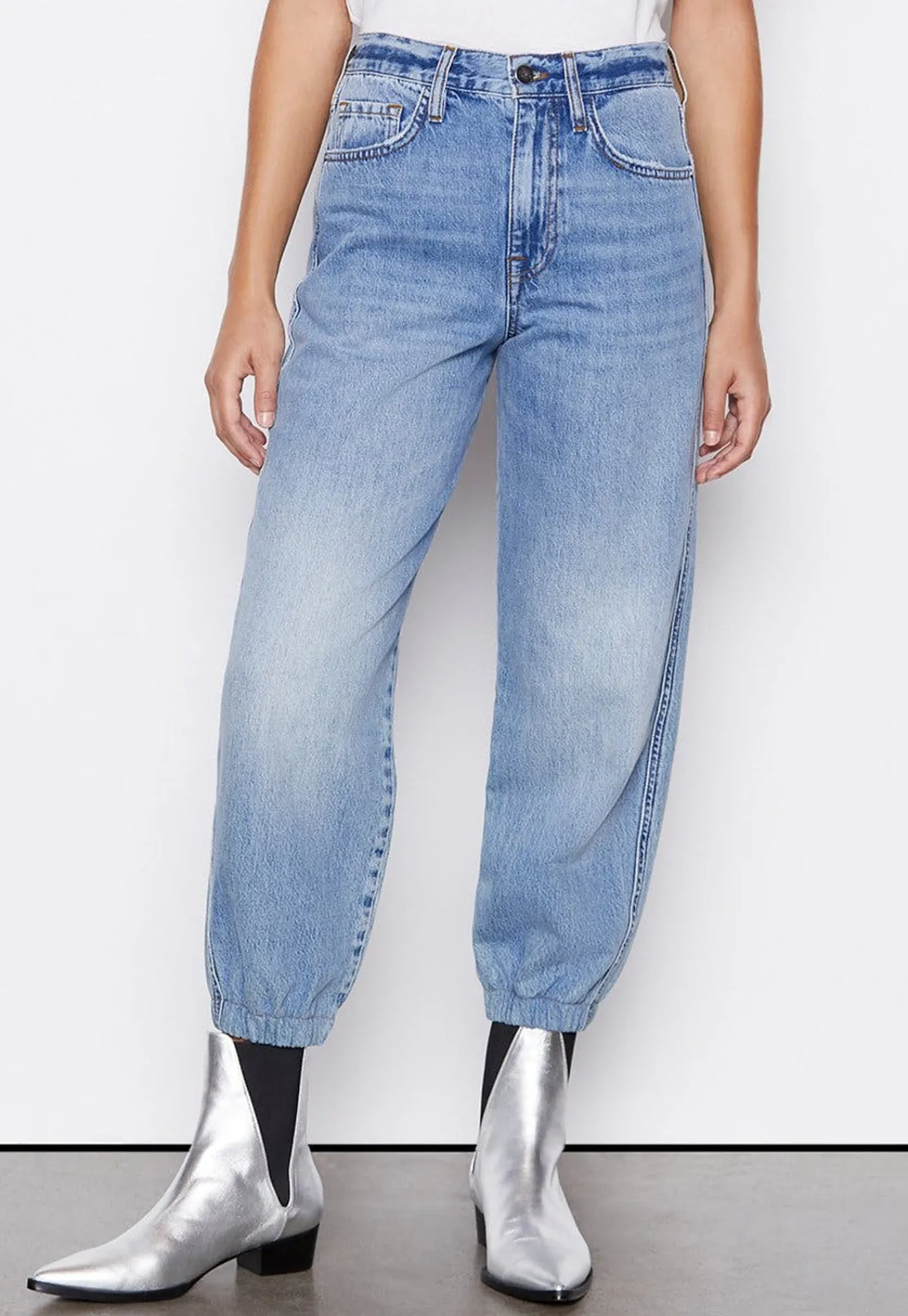 frame__the_lounge_jean__c_1.webp Outlet - The Lounge Jean - Chill Women Denim