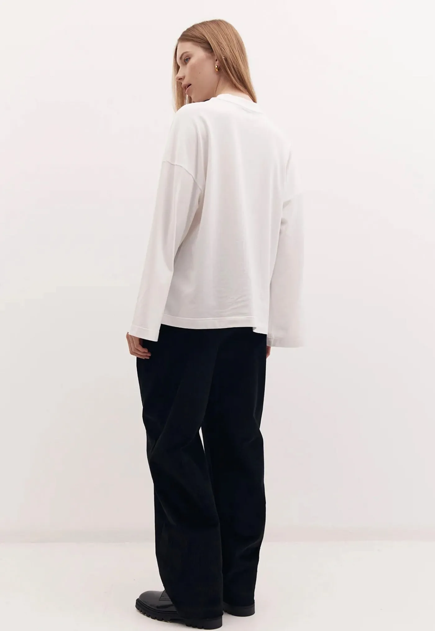 gibson_long_sleeve_t_shir_1.webp Sale Gibson Long Sleeve T shirt - White Women Tops & Tees