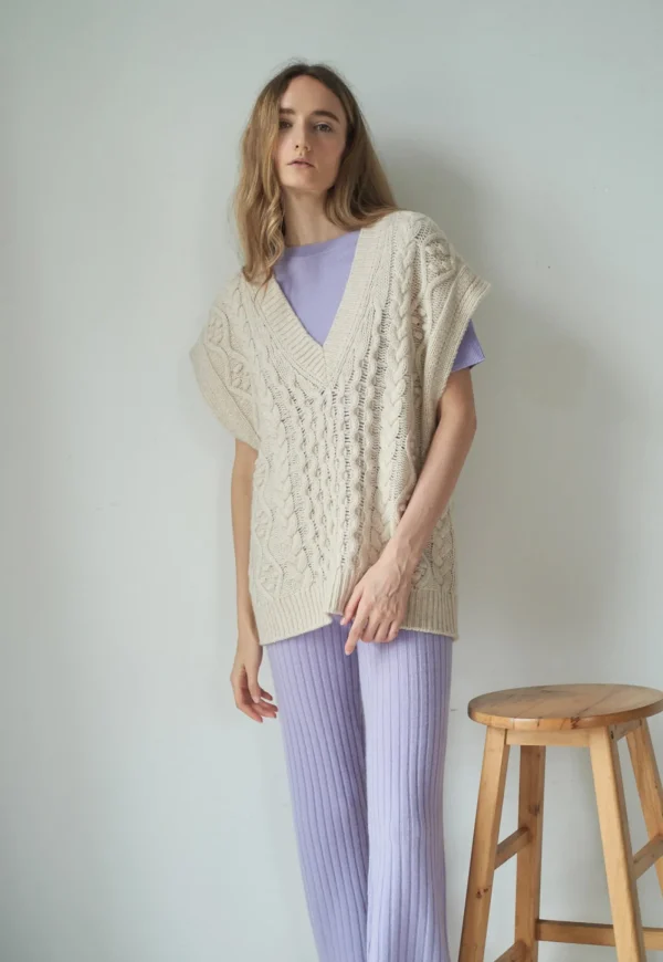 Best N.105 Cable Cashmere Vest - Shell Women Knitwear