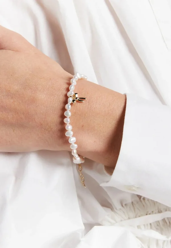 Hot Petite Bow w/ Pearls Bracelet Women Jewellery | Jewellery