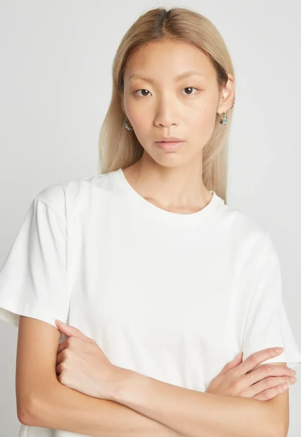 Outlet Squire Tee - Cream Women Tops & Tees