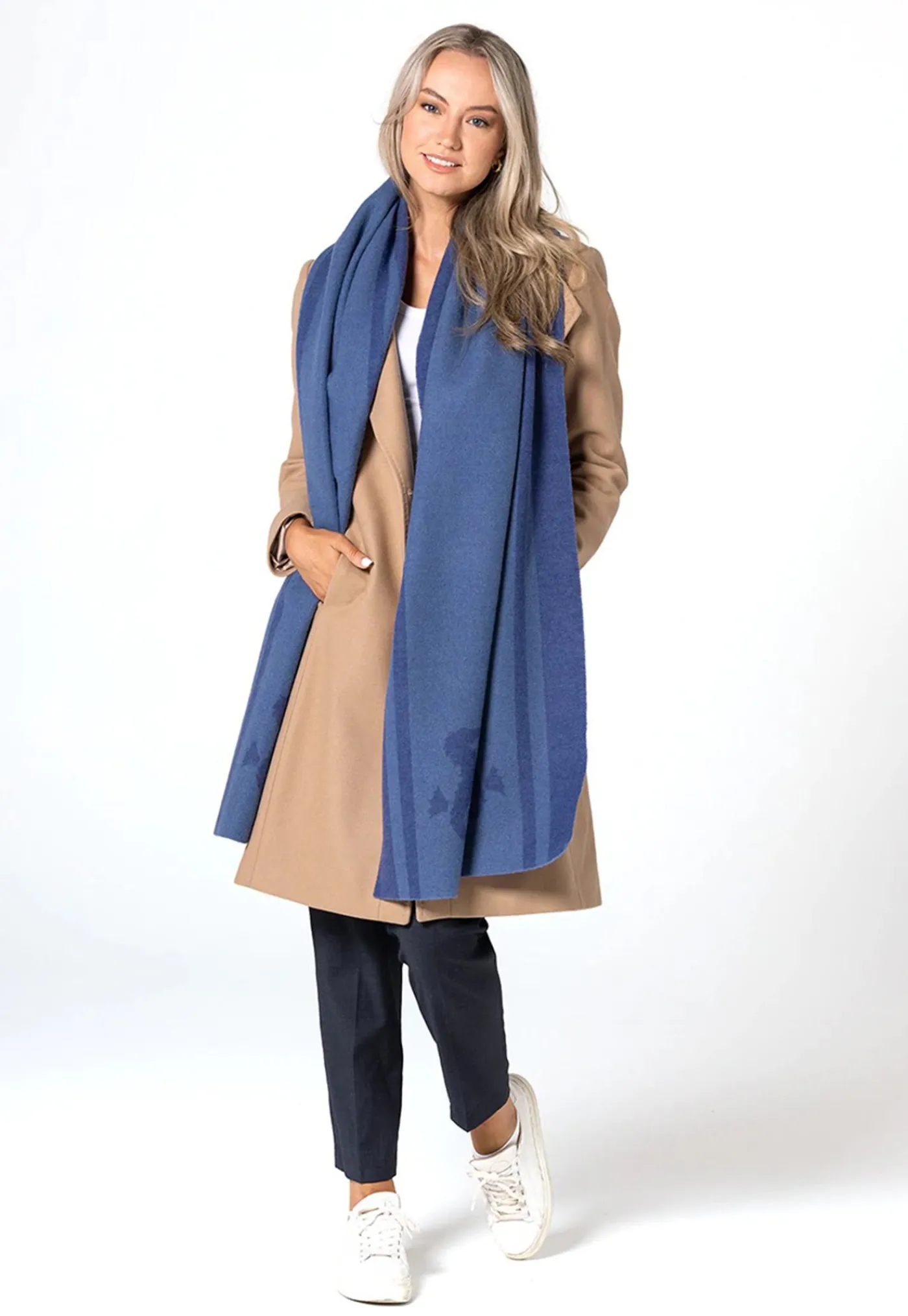 the_chesterman_wool_scarf_1.webp Hot The Chesterman Wool Scarf - Blue Women Scarves | Scarves