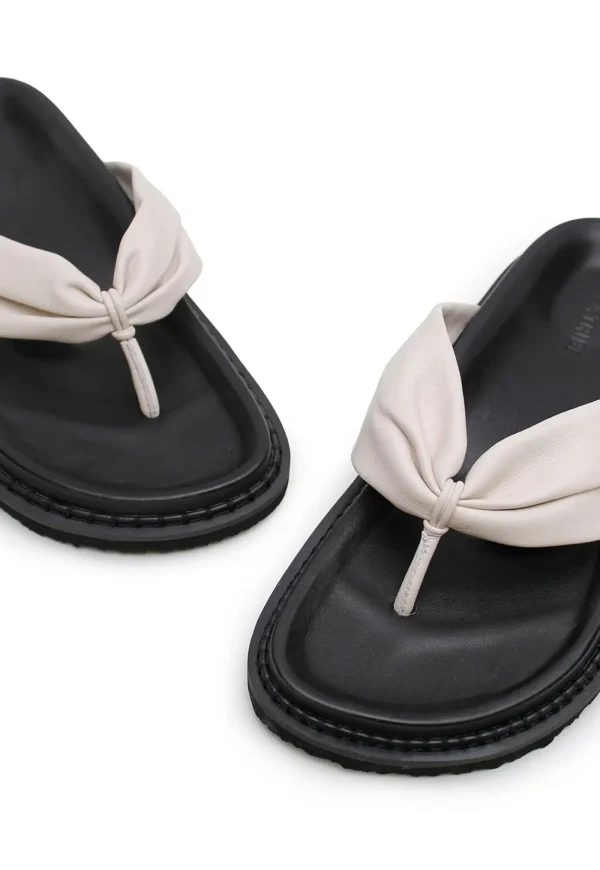 New Wynn Thong - Mist/Black Women Footwear | Slides & Sandals